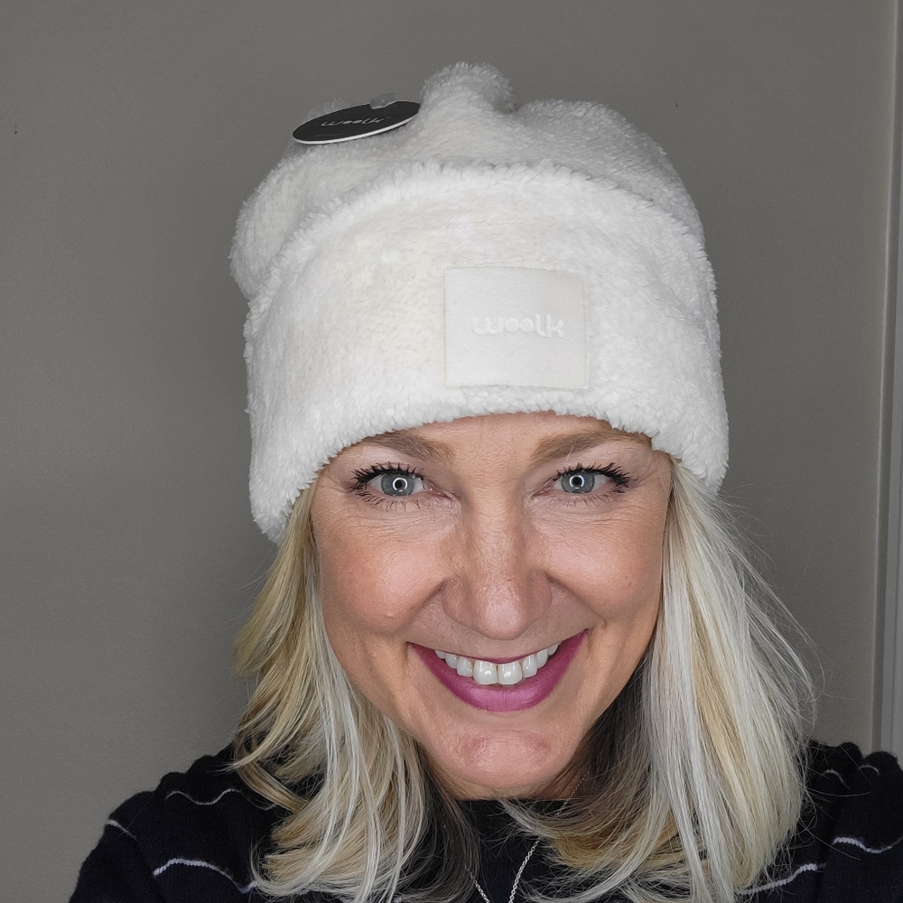 NWT faux shearling hat from woolk